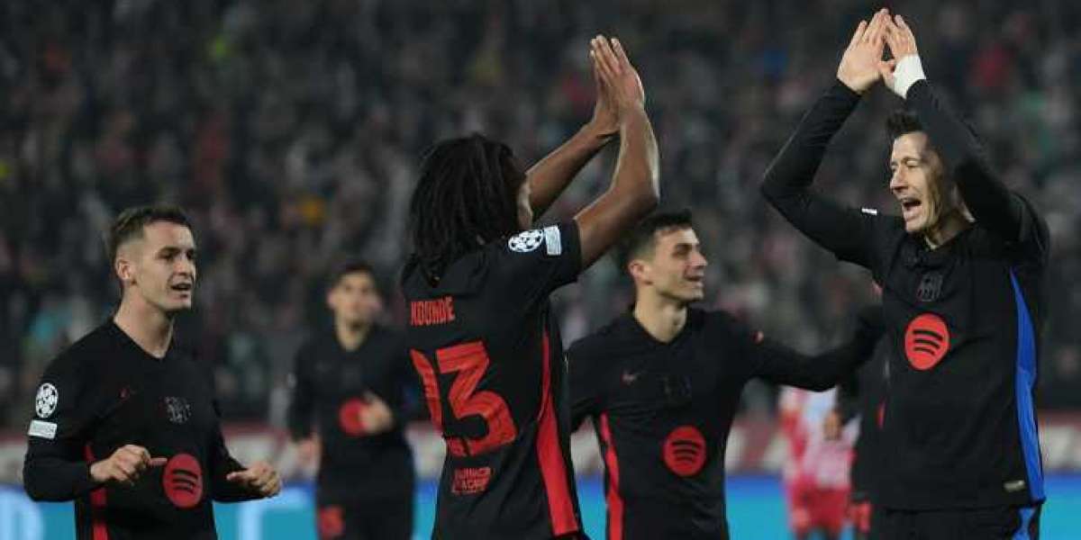 Barcelona je premagala Crveno zvezdo s 5:2 in osvojila sedem zaporednih zmag v vseh tekmovanjih